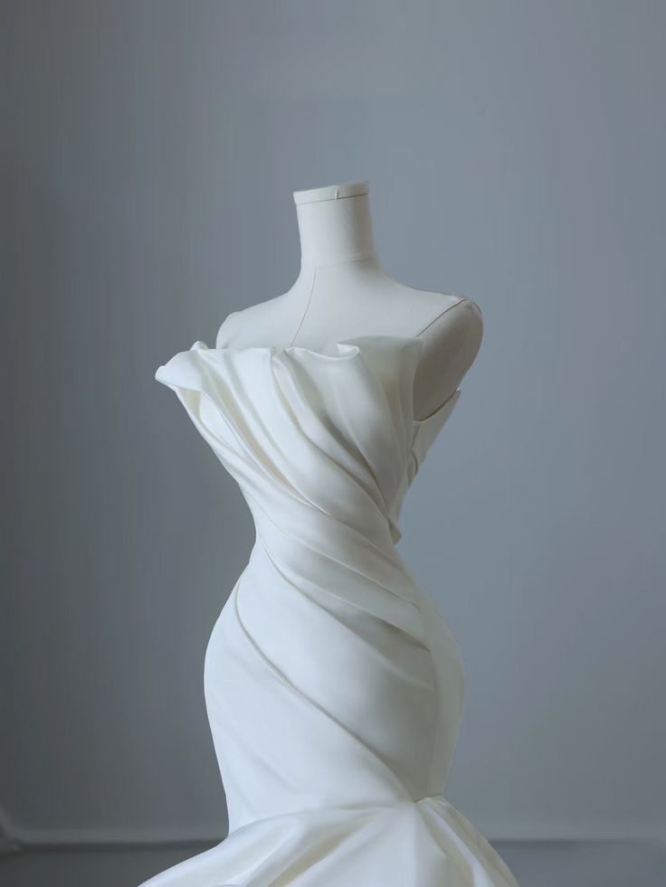 Ivory Strapless Mermaid  Wedding Dresses, Tulle Satin Tender Sleeveless Bridal Gowns  ED01425