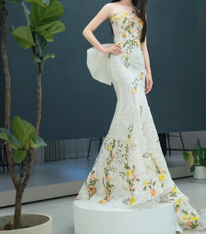 Wedding Dress Elegant Mermaid Strapless Tulle Lace Long Prom Dress Applique Evening Dress HZ1024