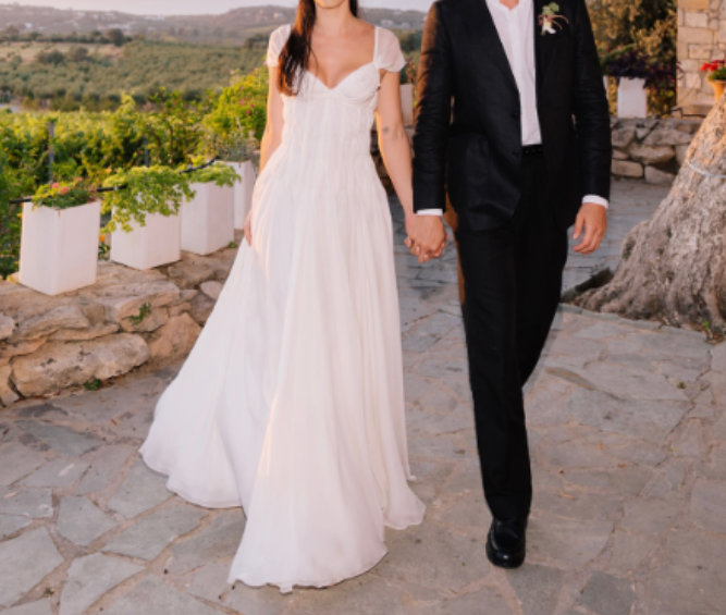 Elegant White A-Line Bride Gowns Enchanted Chiffon Luxury Wedding Dress ED01511