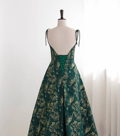 Dark Green A-line Spaghetti Strap Satin Long Prom Dress Sweetheart Neckline Retro Bridesmaid Dress Dress ED01523
