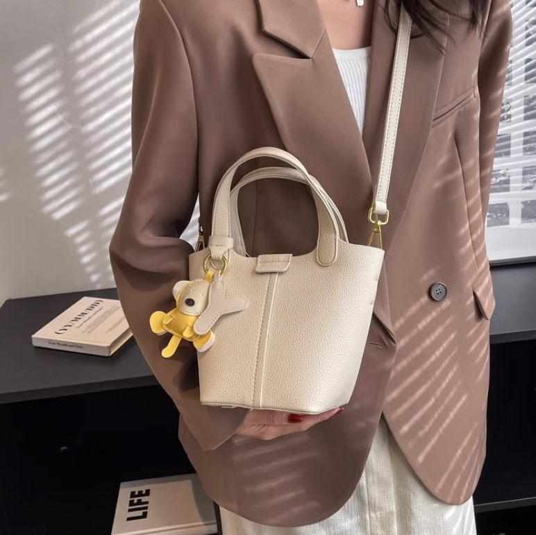 and simple large capacity bucket bag HZ1024