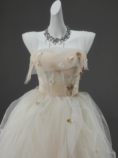 Off-White A-line Straps Tulle Long Prom Dress Simple Applique Wedding Dress ED01556