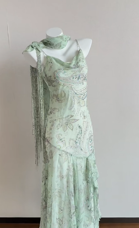 Elegant Green Mermaid  Formal Dresses Beaded Chiffon Open Back Long Prom Dresses Spaghetti Straps Guest Dresses ED01564