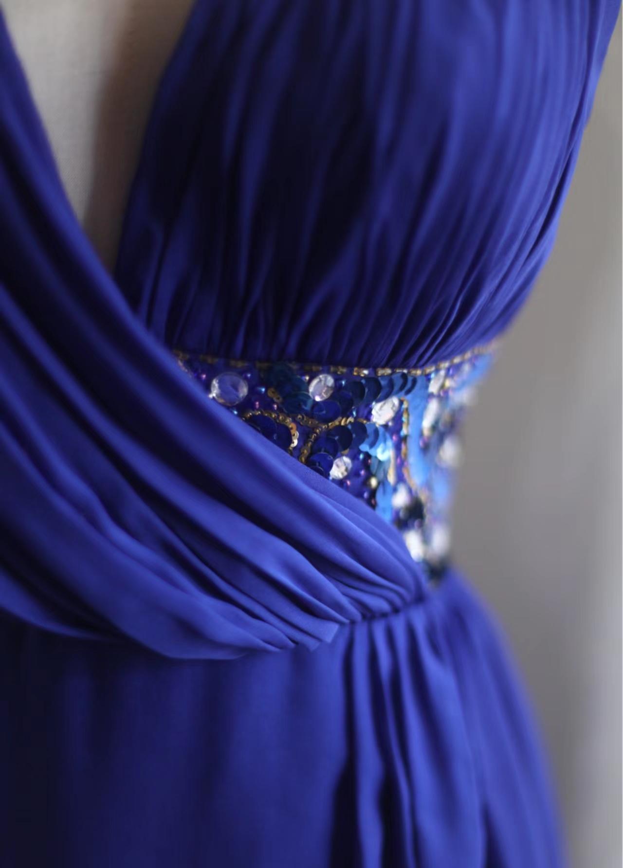 Blue A-Line Halter Chiffon Satin Long Prom Dress V-neck Beaded Birthday Party Dress HZ1024