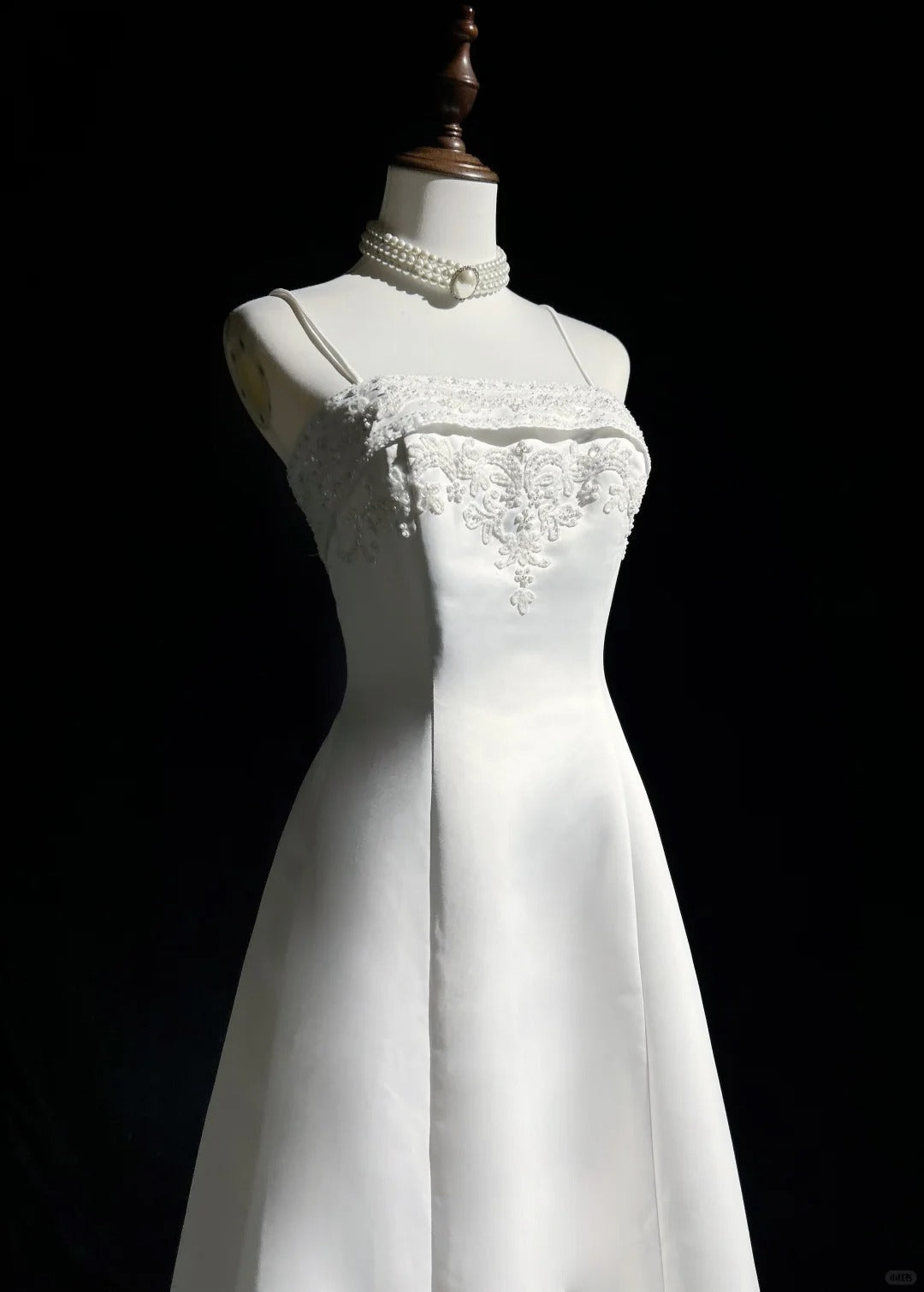 Spaghetti Strap Beaded Satin Long Prom Dress White Wedding Dress Graduation Prom Dress HZ1024