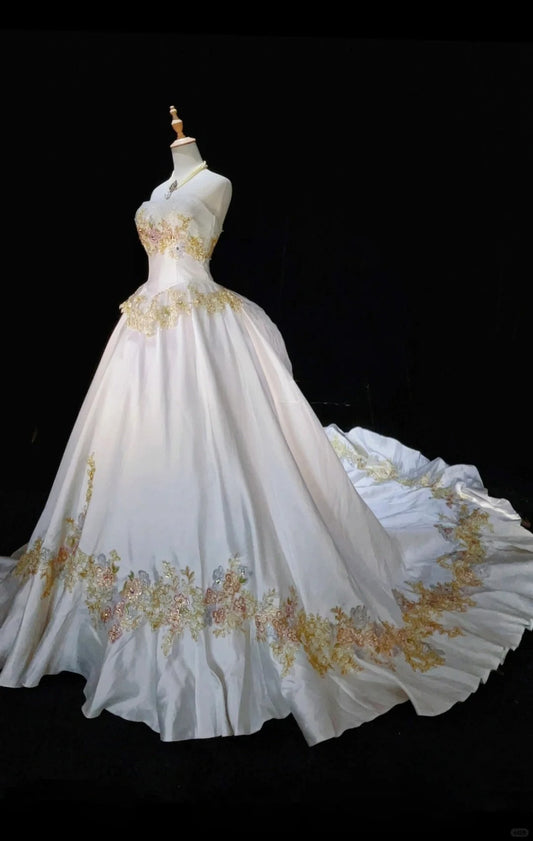 A-Line Strapless Satin Sequins Long Prom Dress Embroidered Applique Wedding Dress HZ1024