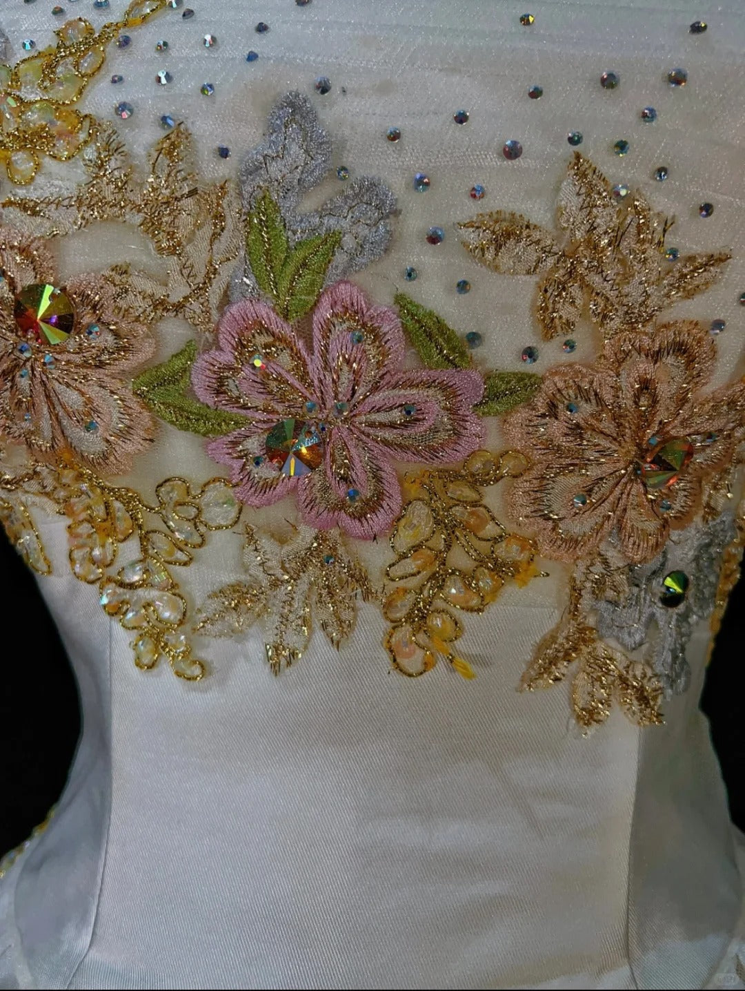 A-Line Strapless Satin Sequins Long Prom Dress Embroidered Applique Wedding Dress HZ1024