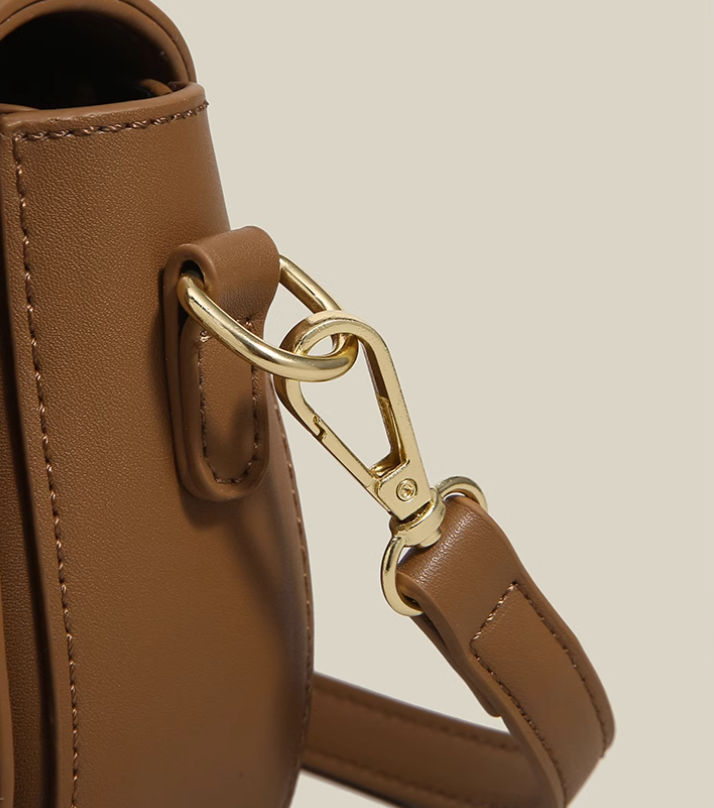 autumn and winter niche design saddle bag retro versatile hand-held shoulder messenger bag HZ1024