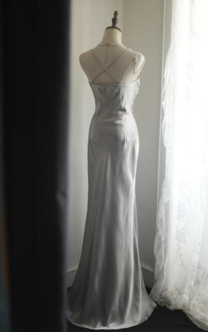 Meimaid Satin Spaghetti Straps Beaded Long Prom Dress Sweetheart Neckline Formal Evening Dress HZ1024