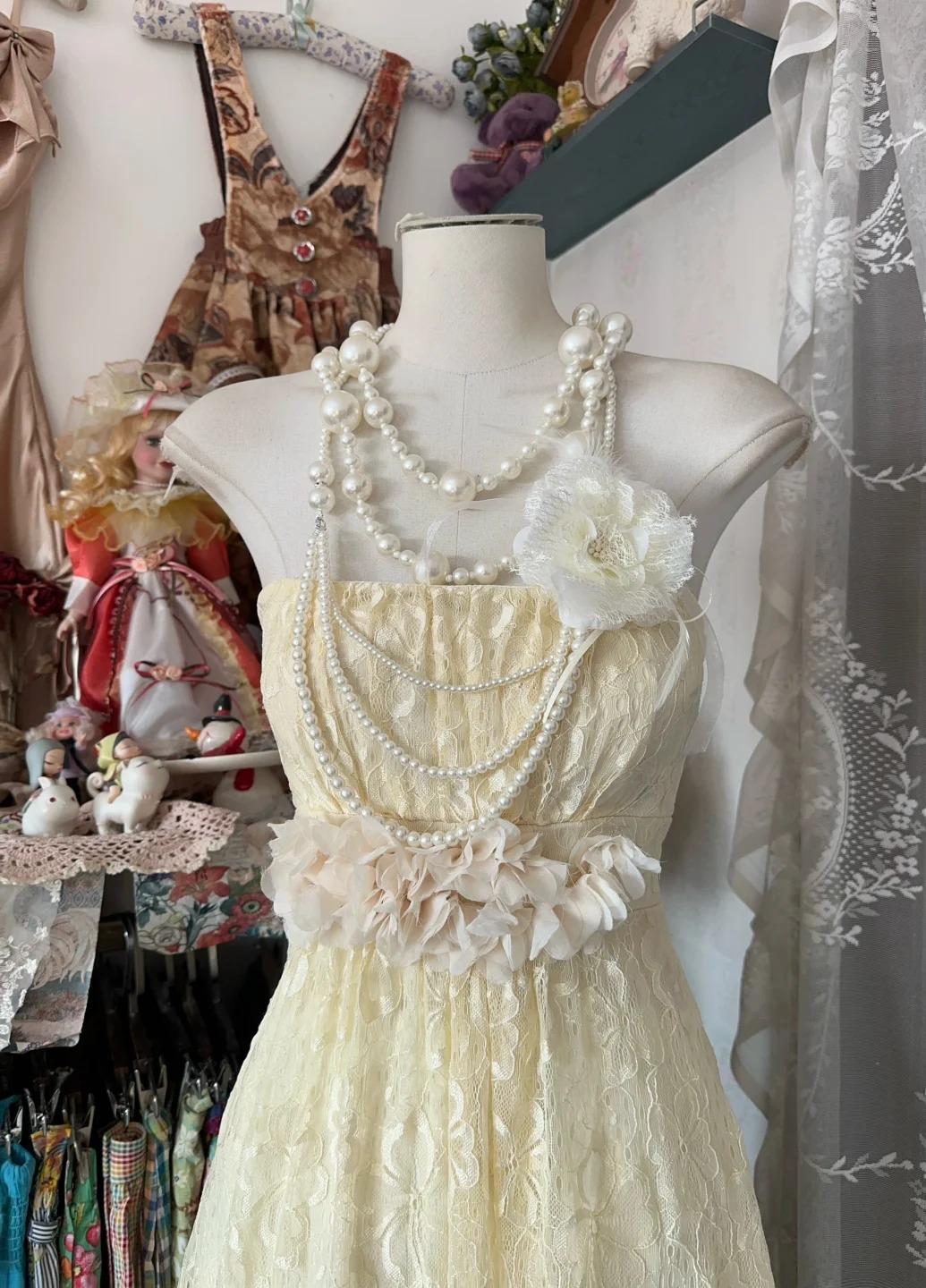 A-Line Light Yellow Lace Strapless Prom Dress Cute Birthday Party Dress HZ1024
