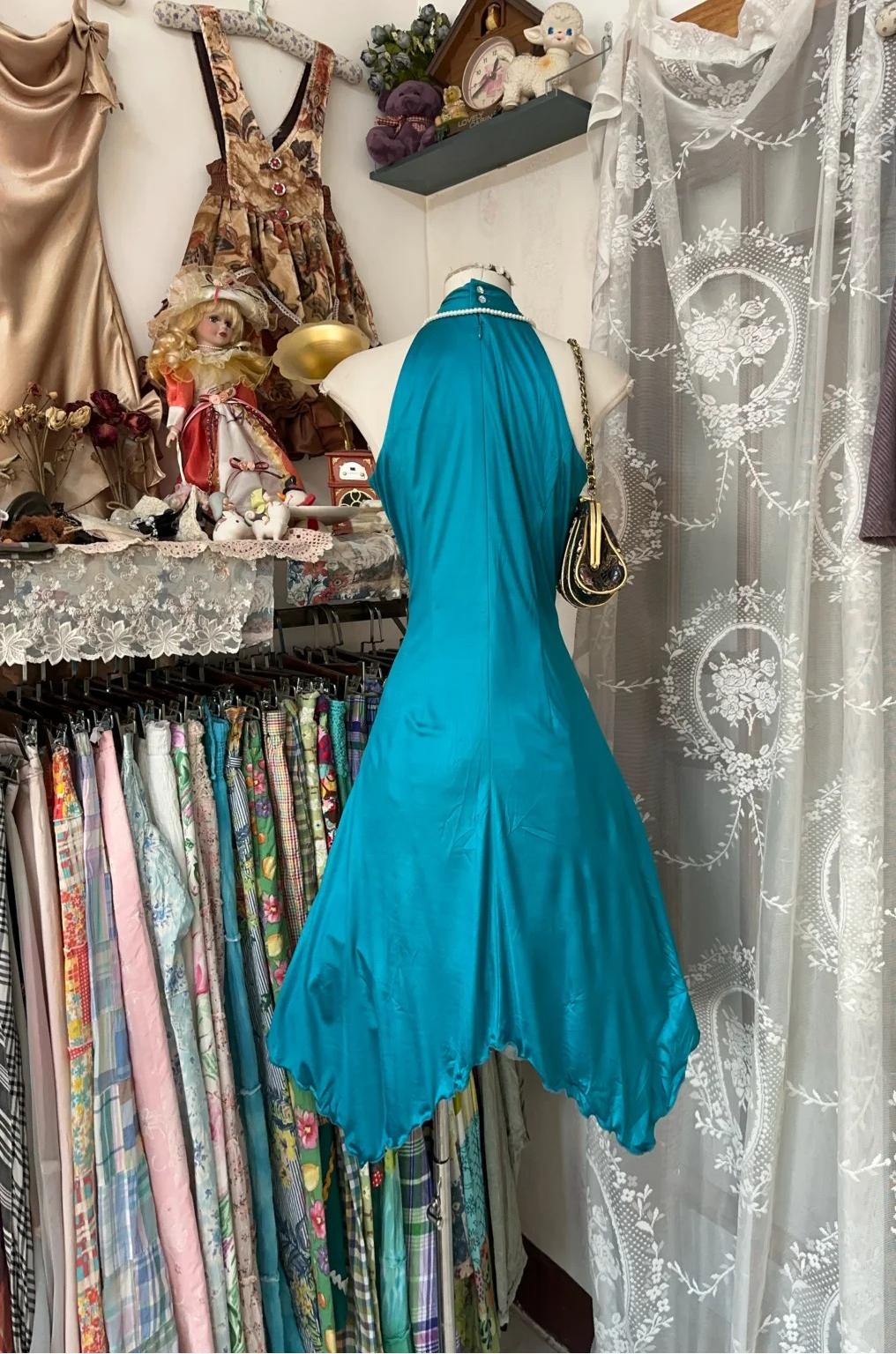 A-line Halter Satin Prom Dress Sexy Sleeveless Party Dress HZ1024