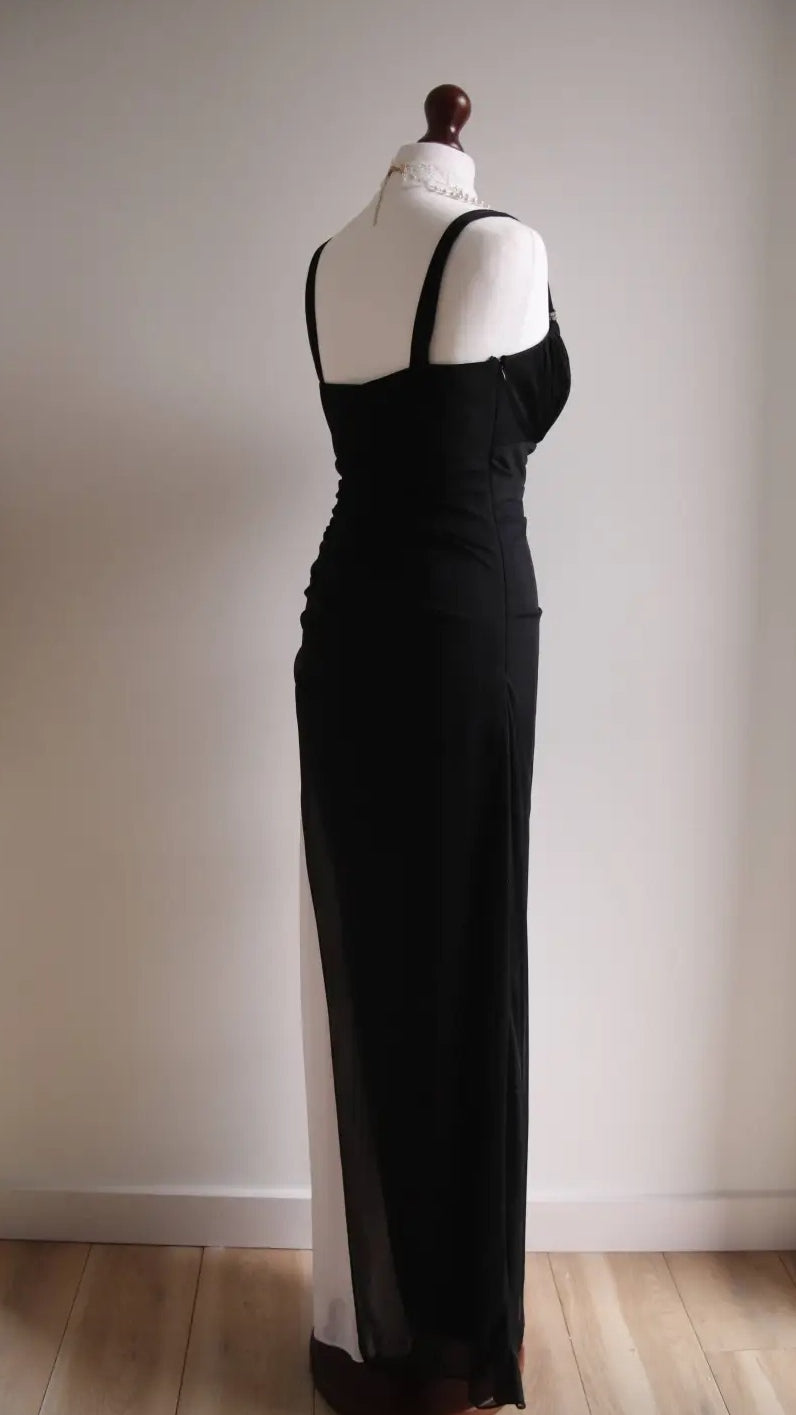 Elegant Black V-neck Chiffon Ball Dress Glam Ruffle Party Dress ED01960