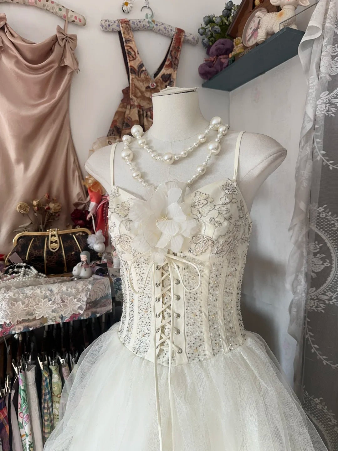Classic Off-White Spaghetti Strap A-Line Layered Tulle Wedding Dress ED02088