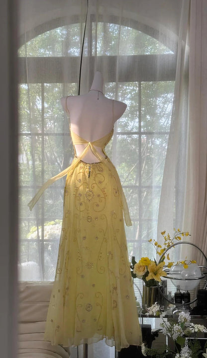 Butter Yellow Spaghetti Straps A-line Tulle Beaded Long Prom Dresses Backless Evening Gowns HZ1024