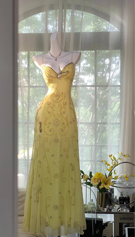 Gorgeous Butter Yellow Spaghetti Straps A-line Tulle Beaded Long Prom Dresses Backless Evening Gowns ED02094