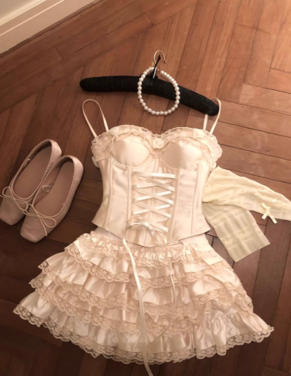 Princess-Inspired Spaghetti Straps Satin Lace Satin Short Prom Dresses Cute A-Line Two-Piece Homecoming Dress  ED02124
