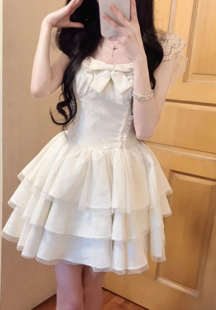 Sweet Lace Layered Homecoming Dress with Bow Tulle Retro Short Prom Dresses  ED02125