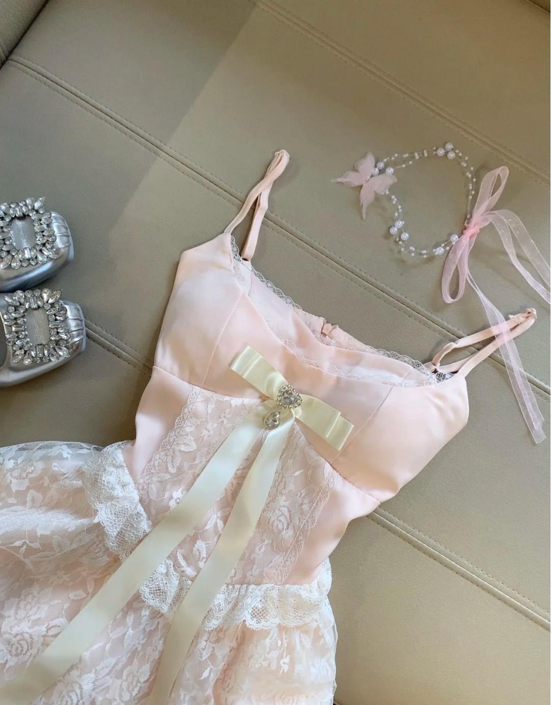 Pink Satin A-line Homecoming Dress Lace Spaghetti Strap Short Prom Dress for Party ED02132