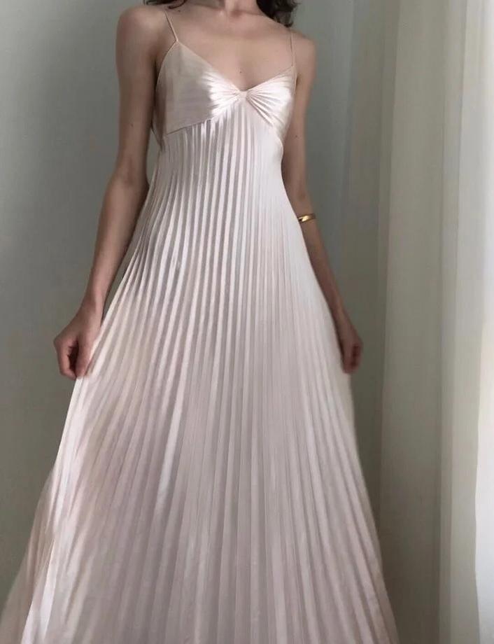 Light Champagne Spaghetti Straps Guest Dresses Sheath Pleated Chiffon Fashion Prom Dress with Backless ED02223
