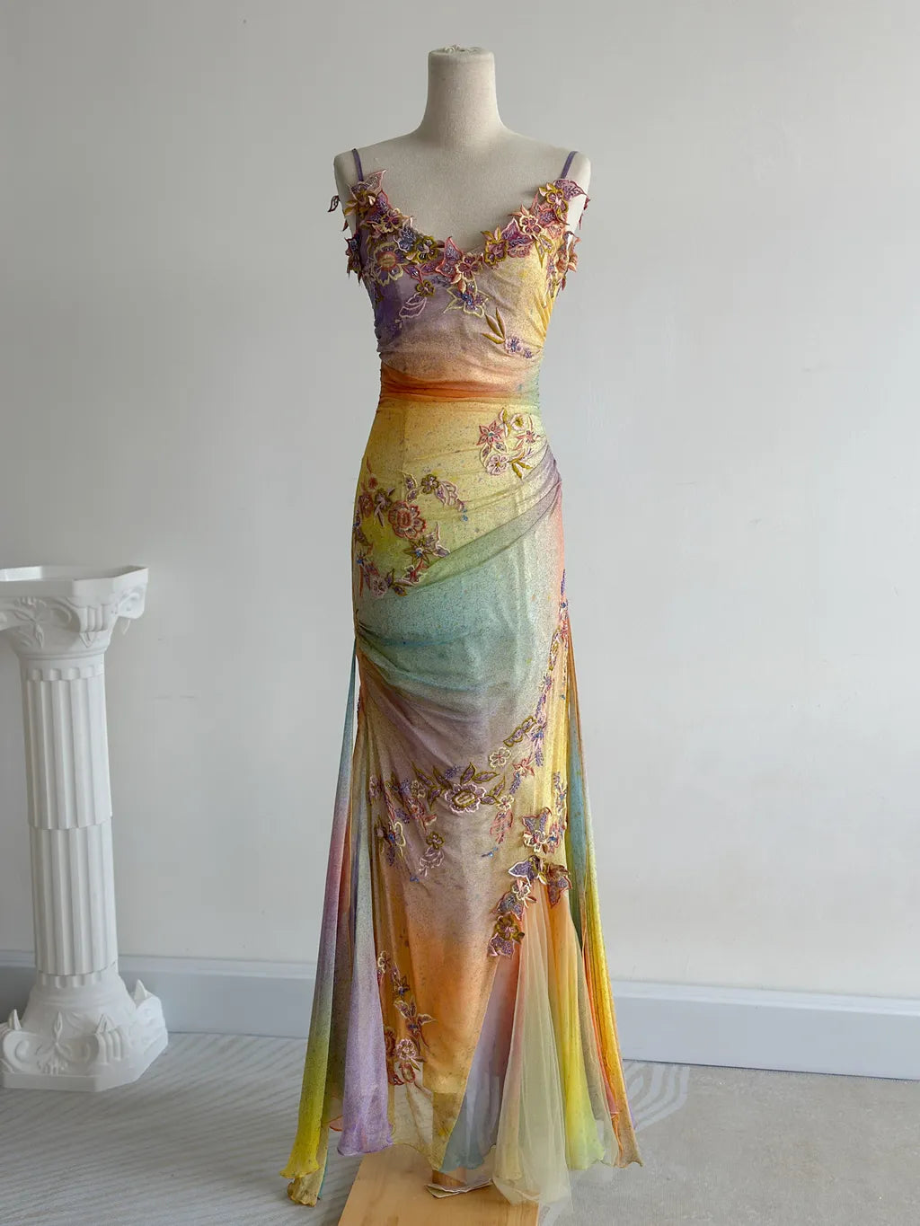 Yellow Pink Spaghetti Straps Chiffon Embroidered Appliques Mermaid Prom Dresses Formal Evening Gowns HZ1024