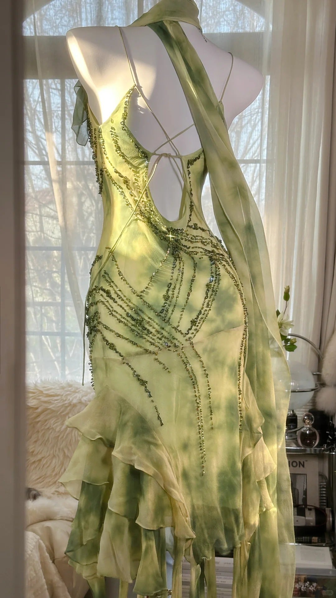 Gorgeous Green Spaghetti Straps Sheath Party Dresses Chiffon Beaded Short Y2K Prom Dresses ED02388