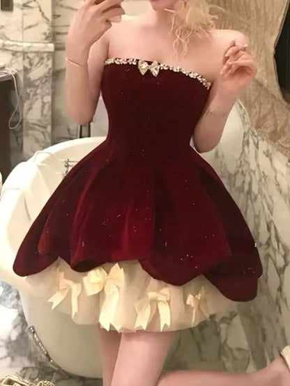 Red Velvet A-Line Strapless Homecoming Dress Tulle Two-Piece Short Prom Dresses with Bow HZ1024