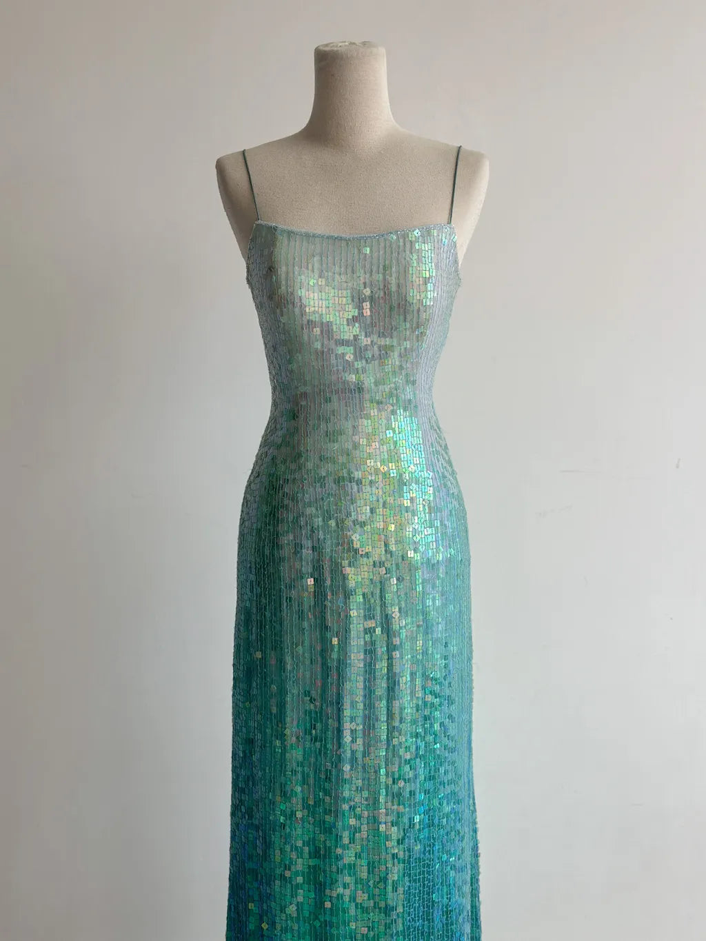 Gradient Jade Spaghetti Strap Sheath Sequins Prom Dresses Backless Evening Gowns HZ1024