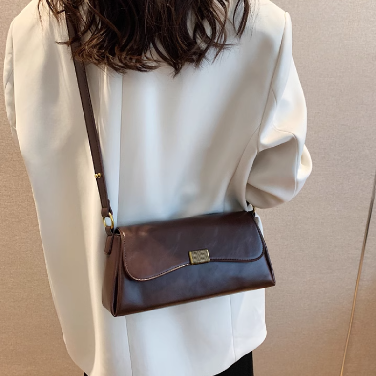 Retro versatile shoulder bag crossbody baguette bag ED0243