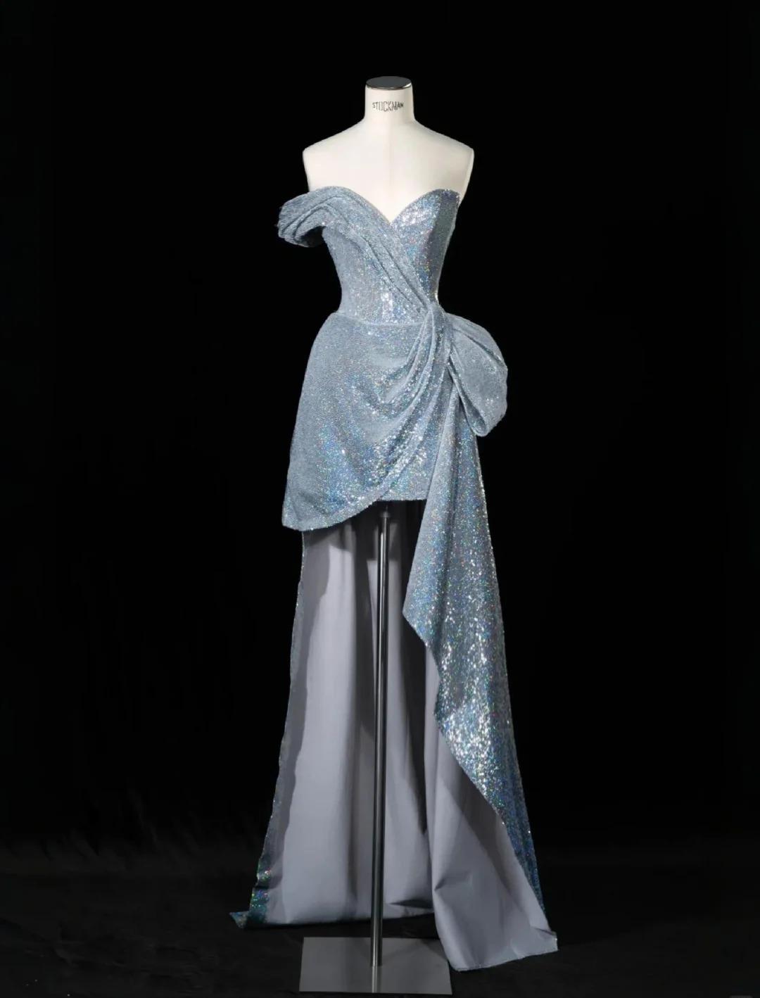 Elegant Silver Sweetheart Neck A-Line Sequins Long Prom Dresses Formal Evening Gowns ED02444