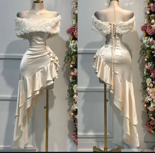 Light Champagne Off-the-shoulder Bodycon Satin Ruffle Short Prom Dresses Homecoming Dresses HZ1024