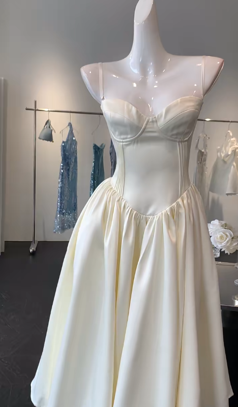 Sweet Cream Spaghetti Straps A-Line Satin Short Prom Dresses Birthday Evening Gowns ED02521
