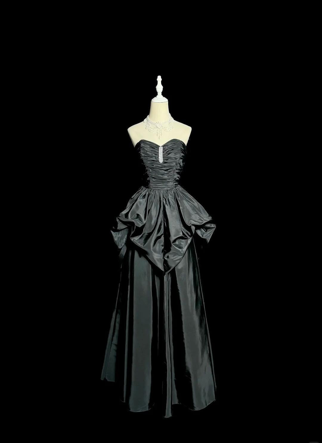 Black Sweetheart Neck A-Line Taffeta Long Prom Dresses Elegant Formal Evening Gowns HZ1024