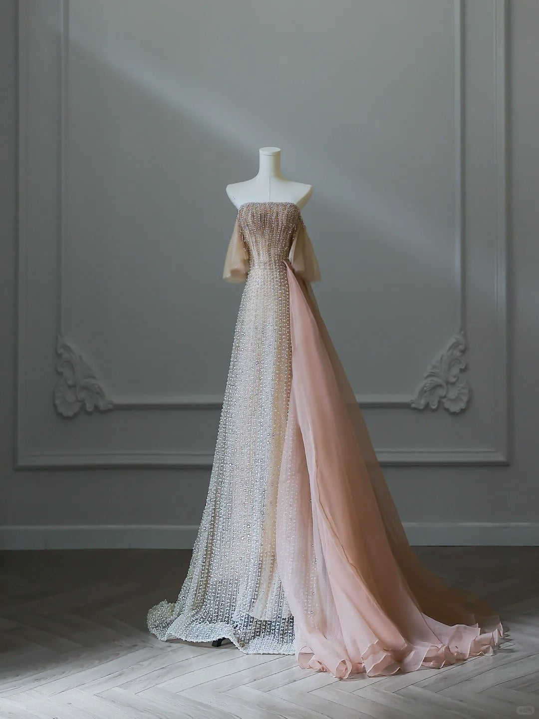 Stunning Light Champagne Strapless A-Line Tulle Beading Long Prom Dresses Formal Evening Gowns ED02556