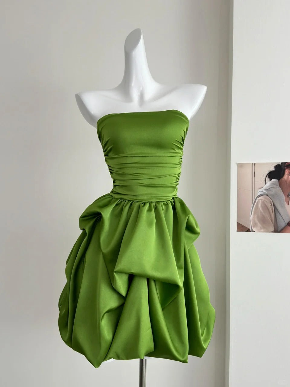 Elegant Green Strapless A-Line Satin Short Prom Dresses Homecoming Dresses ED02572
