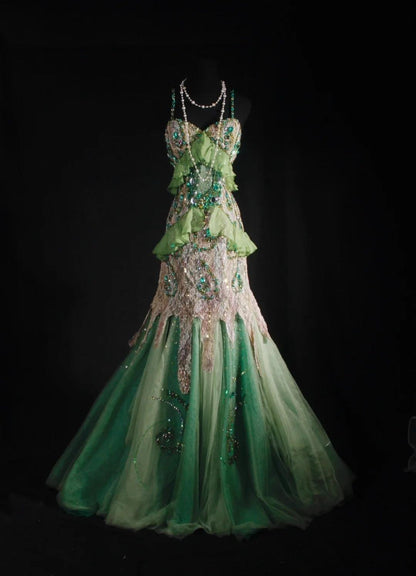 Gorgeous Green Spaghetti Straps Mermaid Beaded Tulle Long Prom Dresses Vintage Lace Evening Gowns ED02611