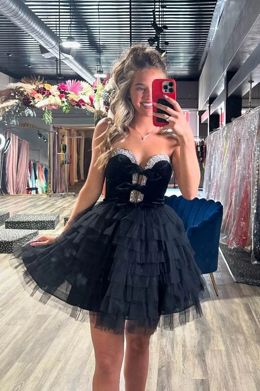 Black Sweetheart Neck A-Line Tulle Short Prom Dresses Homecoming Dress with Diamonds HZ1024