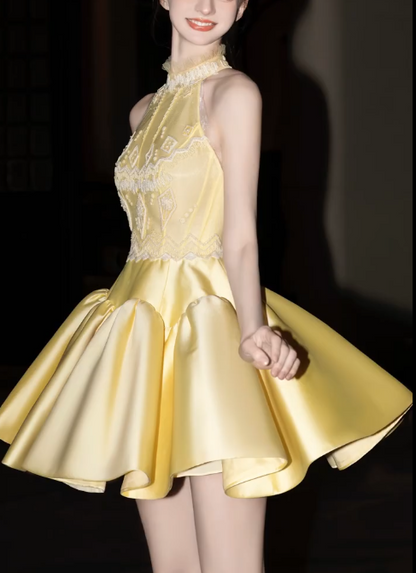Butter Yellow Turtleneck A-Line Satin Short Prom Dresses Homecoming Dress HZ1024