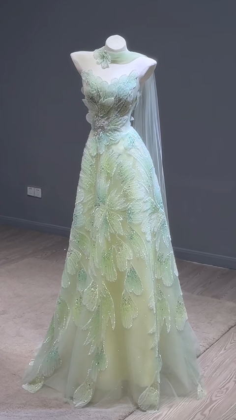 Strapless Green A-Line Birthday Dress Tulle Long Prom Dresses Elegant Evening Gowns with Beading HZ1024