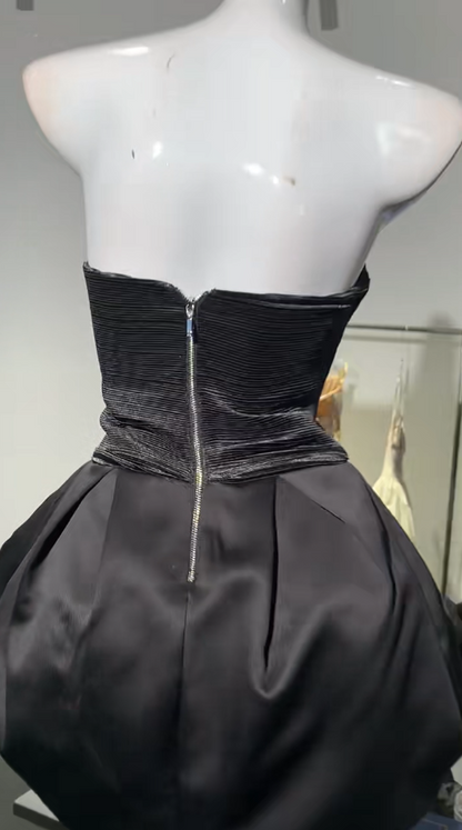 Black Strapless A-Line Satin Short Prom Dresses Homecoming Dresses HZ1024