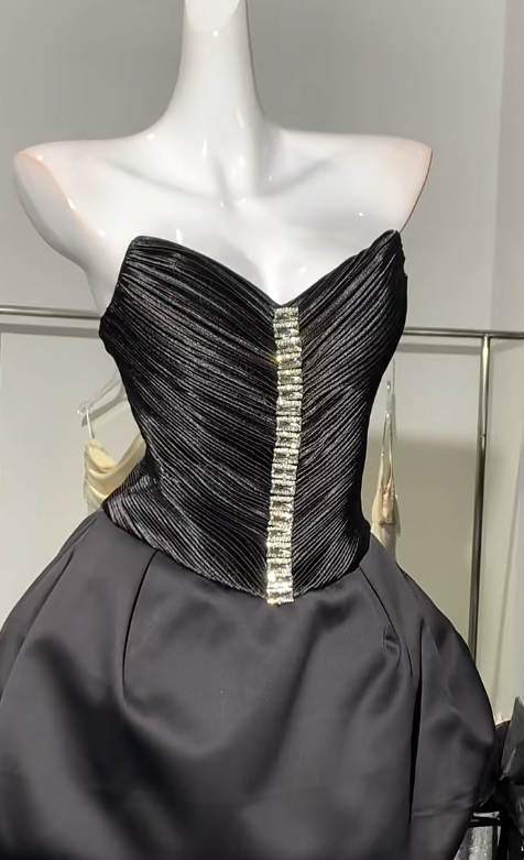 Elegant Black Strapless A-Line Satin Short Prom Dresses Homecoming Dresses ED02842