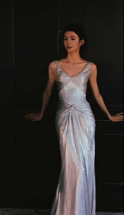 Classic Silver V-neck Sheath Satin Long Prom Dresses Formal Evening Gowns with Pleats ED02927