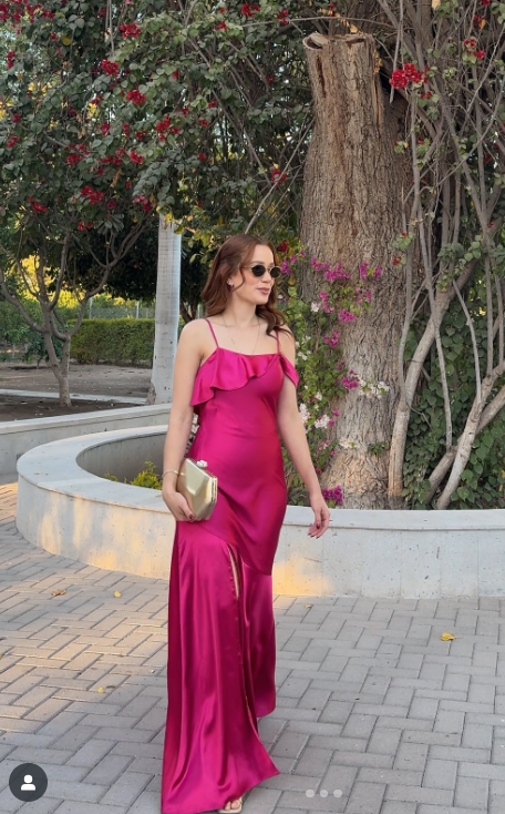 Strong Pink Spaghetti Straps Sheath Satin Long Prom Dresses Formal Evening Dresses with Slits HZ1024