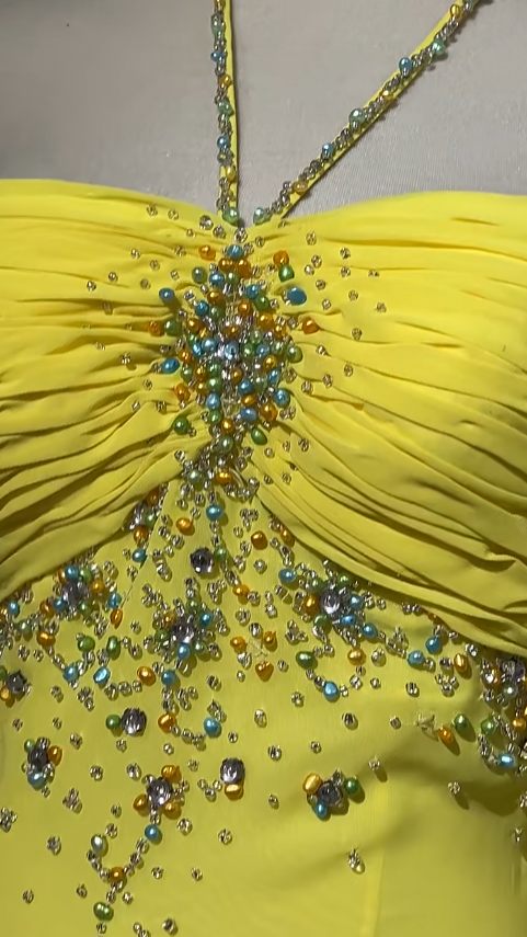 Yellow Halter Neck Sheath Chiffon Beaded Hi-Lo Prom Dresses Elegant Wedding Guest Dresses HZ1024