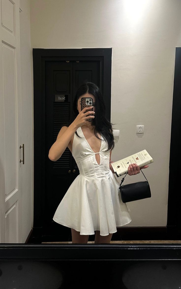 White V-neck A-line Satin Short Birthday Dress Pool Party Dress HZ1024
