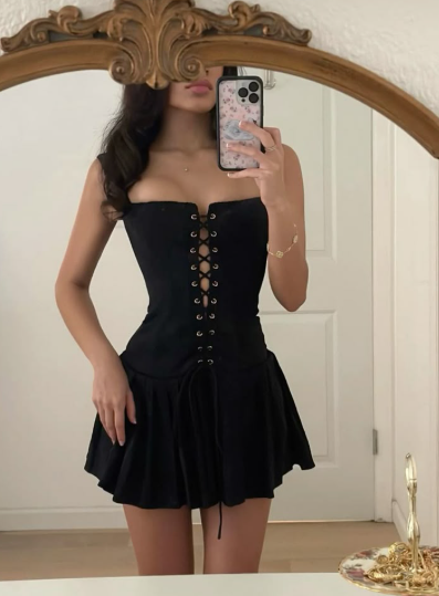 Classic Black Square Neck A-Line Short Birthday Party Dress ED03082