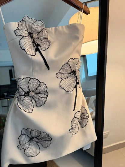 Elegant White Strapless Birthday Dresses Sheath Satin White Short Formal Dresses Fashion Party Dresses ED03086