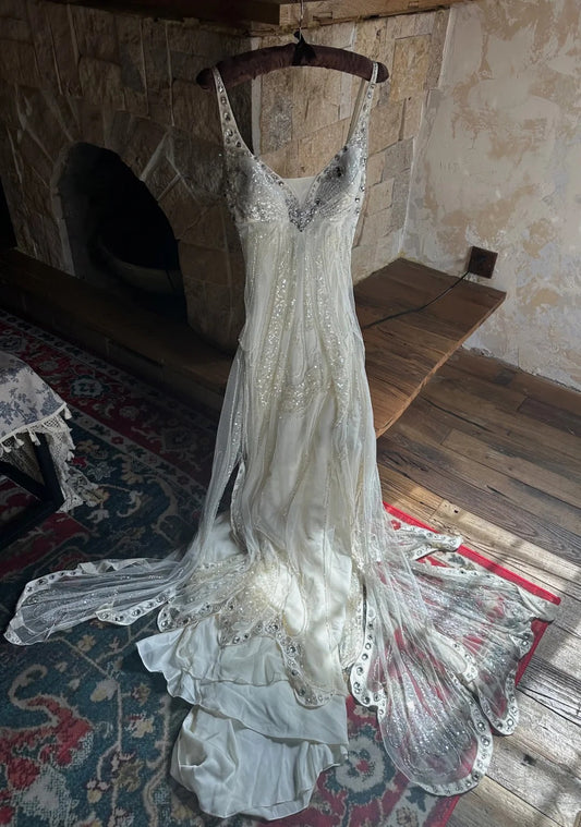 White V-neck A-Line Tulle Beaded Long Prom Dresses Beautiful Trailing Wedding Dress with Sequins HZ1024