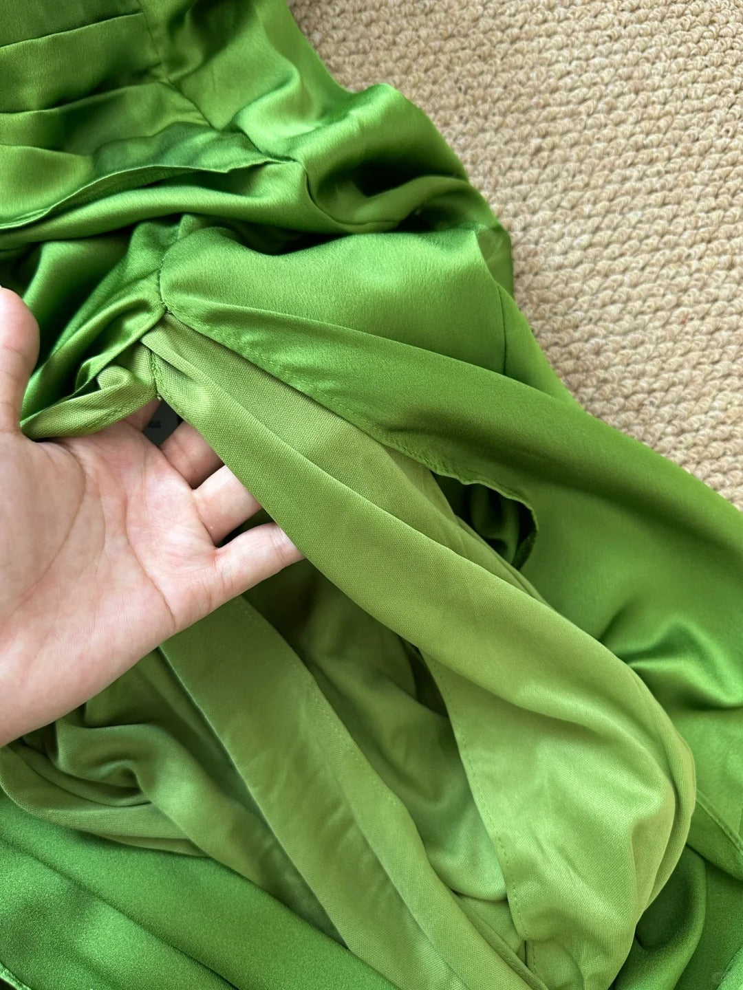 Elegant Green Spaghetti Straps A-Line Satin Long Prom Dresses Formal Evening Dresses ED03106