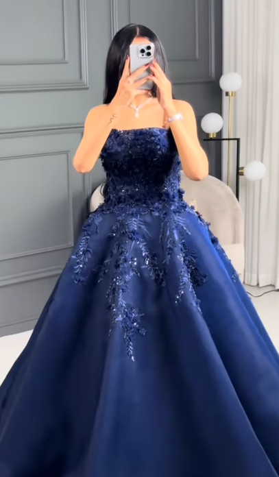 Glamour Navy Blue Strapless A-Line Tulle Long Prom Dresses Formal Evening Gowns with Appliques ED03169