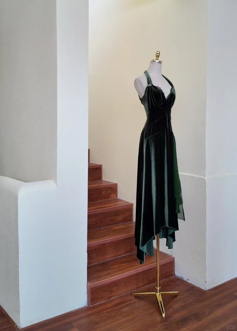 Vintage Dark Green Halter Sheath Velvet Short Prom Dresses ED03227